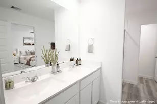 10217 Berkeley Spgs Trl, Houston, TX 77051 - Photo 5