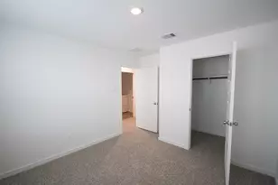 10217 Berkeley Spgs Trl, Houston, TX 77051 - Photo 9