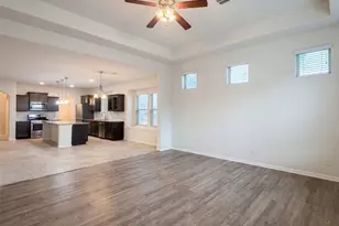 5426 Louie Ln, Katy, TX 77449 - Photo 3