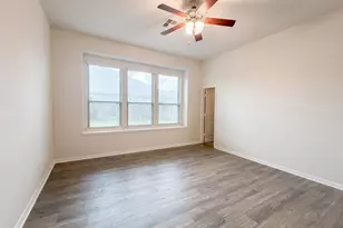 5426 Louie Ln, Katy, TX 77449 - Photo 9