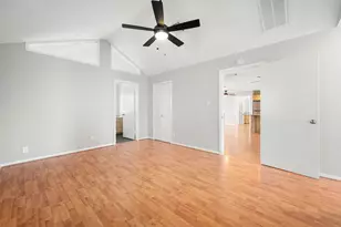 1264 Blue Heron St, Hitchcock, TX 77563 - Photo 17