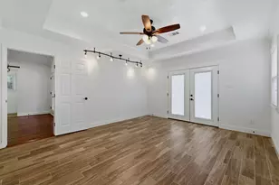 1320 Woodvine Dr, Houston, TX 77055 - Photo 19