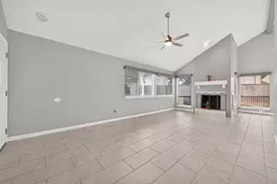 11643 Twinridge Ln, Houston, TX 77099 - Photo 11