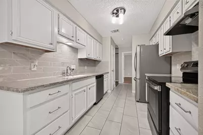 11643 Twinridge Lane, Houston, TX 77099 - Photo 19