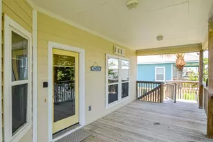 13823 Mutiny Ln, Galveston, TX 77554 - Photo 31