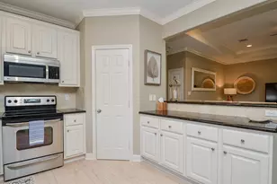 13823 Mutiny Ln, Galveston, TX 77554 - Photo 9
