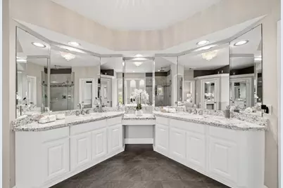 5510 Deerbourne Chase Drive, Sugar Land, TX 77479 - Photo 21