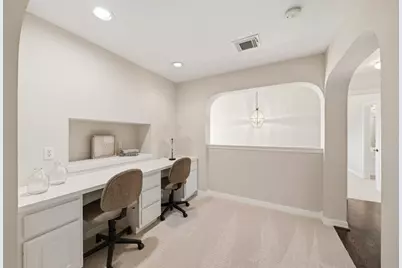 5510 Deerbourne Chase Drive, Sugar Land, TX 77479 - Photo 23