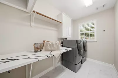 5510 Deerbourne Chase Drive, Sugar Land, TX 77479 - Photo 15
