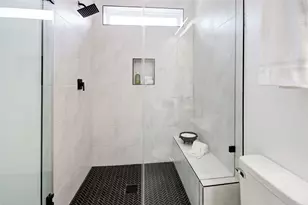 1214 W 24th St, Houston, TX 77008 - Photo 33