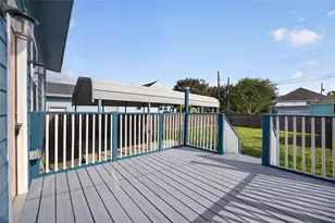 3411 Avenue M, Galveston, TX 77550 - Photo 31