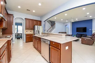 6811 Bannon Trail, Sugar Land, TX 77479 - Photo 11