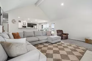 2102 Wikiup St, Dickinson, TX 77539 - Photo 11