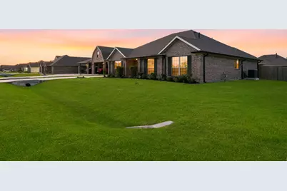 2102 Wikiup Street, Dickinson, TX 77539 - Photo 3