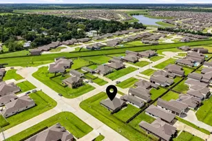 2102 Wikiup St, Dickinson, TX 77539 - Photo 5