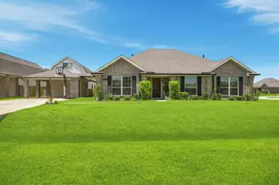 2102 Wikiup St, Dickinson, TX 77539 - Photo 1