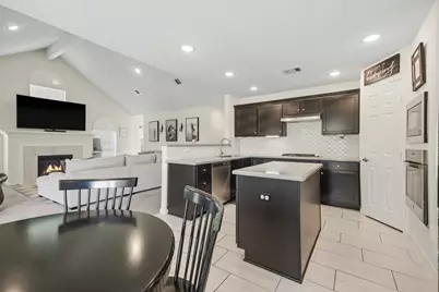 2102 Wikiup Street, Dickinson, TX 77539 - Photo 9