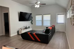 15515 Sailpoint Ln, Houston, TX 77053 - Photo 5
