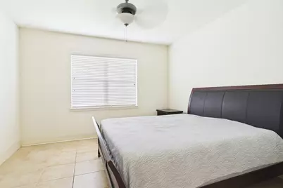 9439 Amethyst Glen Drive, Rosharon, TX 77583 - Photo 7