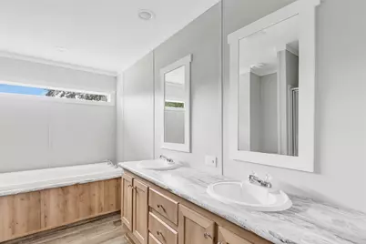 732 Lake Camelot Circle, Ivanhoe, TX 75979 - Photo 9