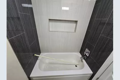 12122 E Marsham Circle, Houston, TX 77066 - Photo 13