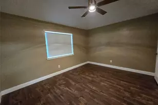 12122 E Marsham Cir, Houston, TX 77066 - Photo 11