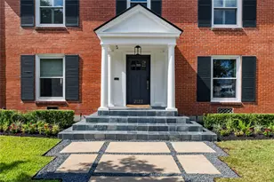 2123 University Blvd, Houston, TX 77030 - Photo 9