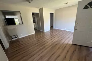 7339 Eisenhower Rd, Houston, TX 77033 - Photo 3