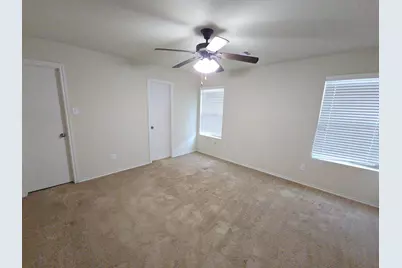 810 Lightningbug Lane, Conroe, TX 77301 - Photo 9