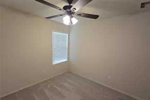 810 Lightningbug Ln, Conroe, TX 77301 - Photo 11