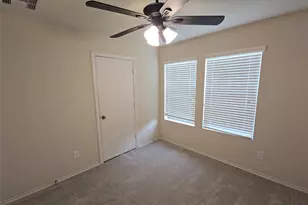 810 Lightningbug Ln, Conroe, TX 77301 - Photo 13