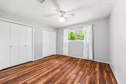 508 Williamsburg Circle, Friendswood, TX 77546 - Photo 13