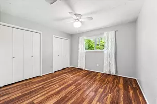 508 Williamsburg Cir, Friendswood, TX 77546 - Photo 13