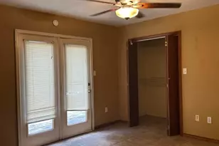 408 Ruth St, Kerrville, TX 78028 - Photo 7