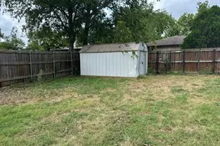 408 Ruth St, Kerrville, TX 78028 - Photo 11