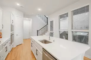 16647 Texas Hill Country Rd, Cypress, TX 77433 - Photo 7