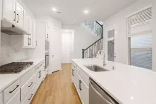 16647 Texas Hill Country Rd, Cypress, TX 77433 - Photo 9