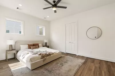 1138 W 16th Street, Houston, TX 77008 - Photo 5