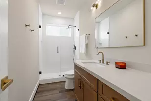 1138 W 16th St, Houston, TX 77008 - Photo 25