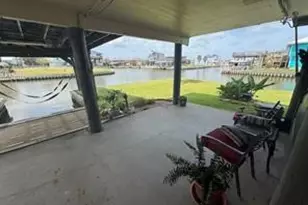 1571 Blue Water Dr, Freeport, TX 77541 - Photo 13