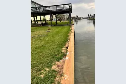 1571 Blue Water Drive, Freeport, TX 77541 - Photo 41