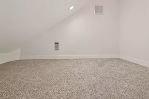 717 W 30th St, Houston, TX 77018 - Photo 29