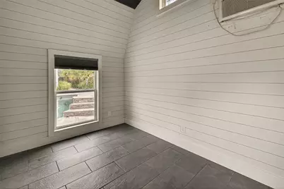 717 W 30th Street, Houston, TX 77018 - Photo 37