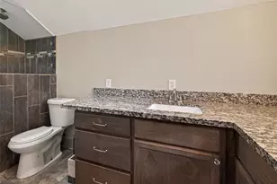 717 W 30th St, Houston, TX 77018 - Photo 33