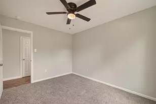 7414 S Hall St, Houston, TX 77028 - Photo 19
