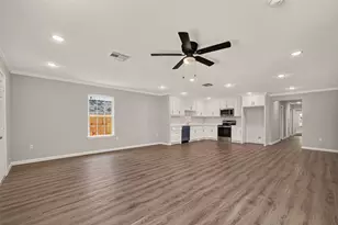 7414 S Hall St, Houston, TX 77028 - Photo 5