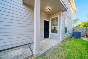 2831 Hackamore Hollow Ln, Houston, TX 77014 - Photo 5
