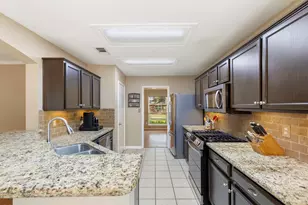 1431 W Welsford Dr, Spring, TX 77386 - Photo 9
