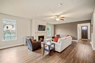 7502 Windsor Park Ct, Spring, TX 77379 - Photo 9