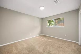 5923 Pebble Springs Dr, Houston, TX 77066 - Photo 29